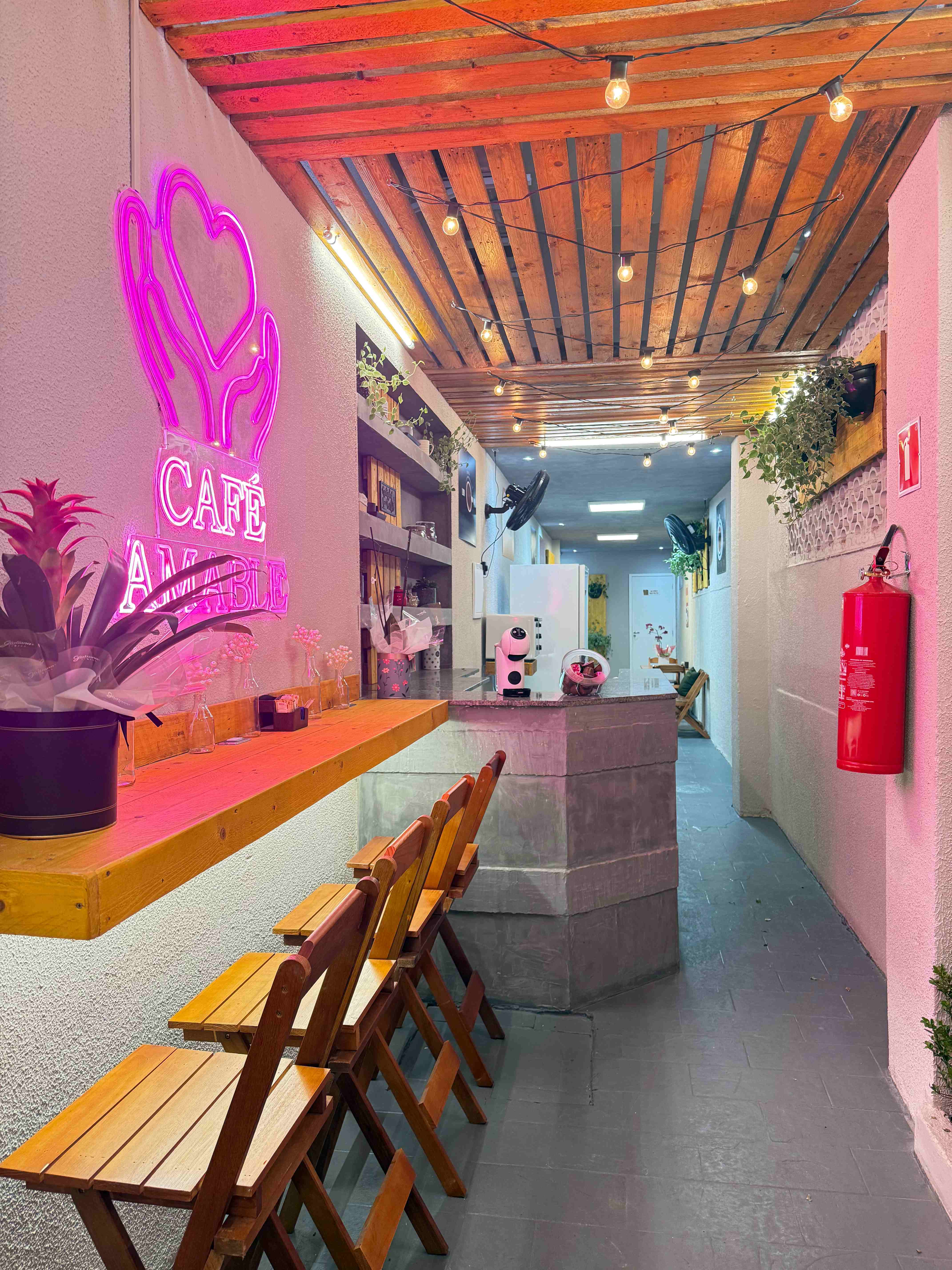 Corredor Café Amable - Vista do Espaço Interno da Clínica